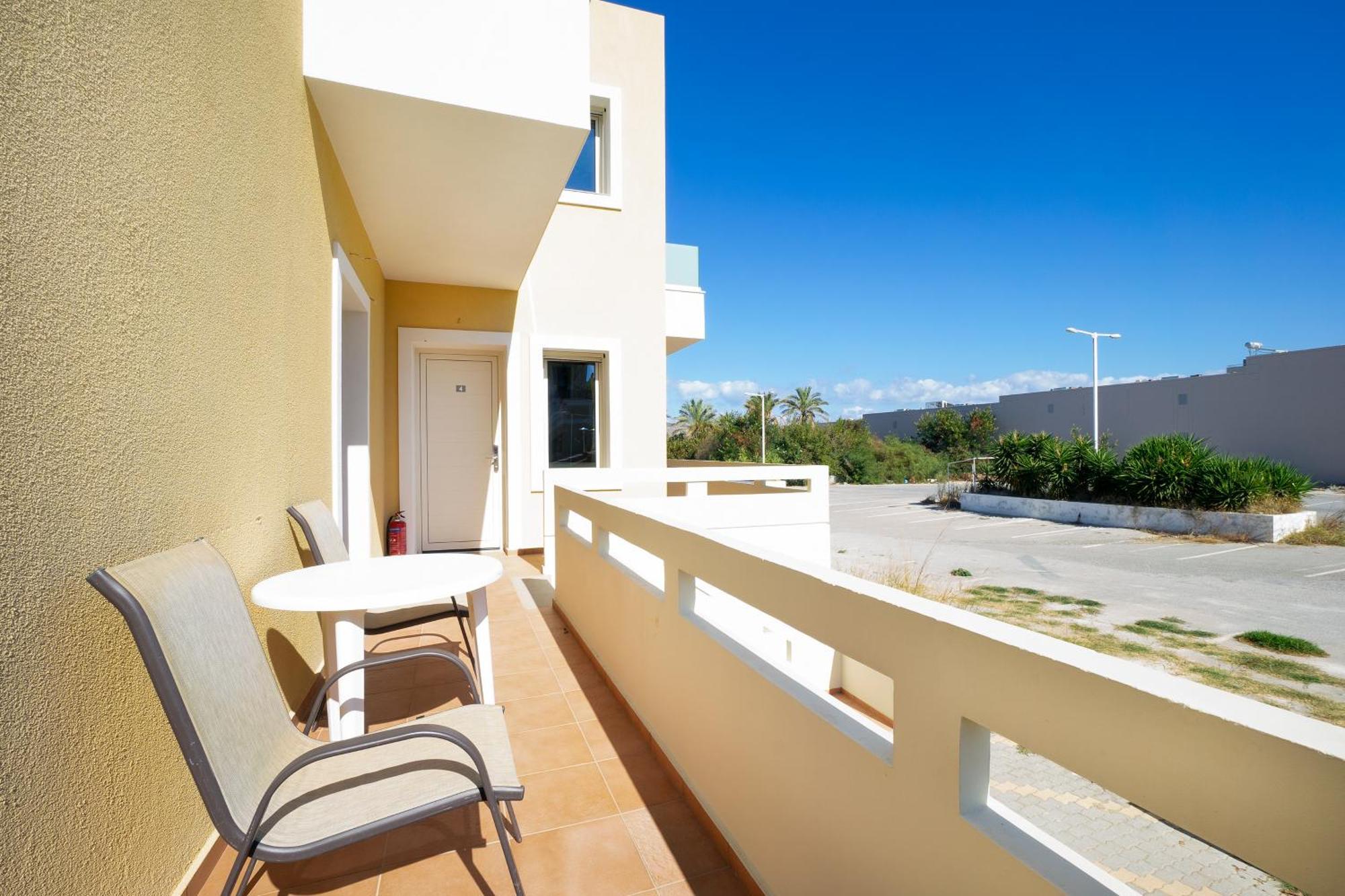 Aparthotel Georgina Agia Marina Exterior foto