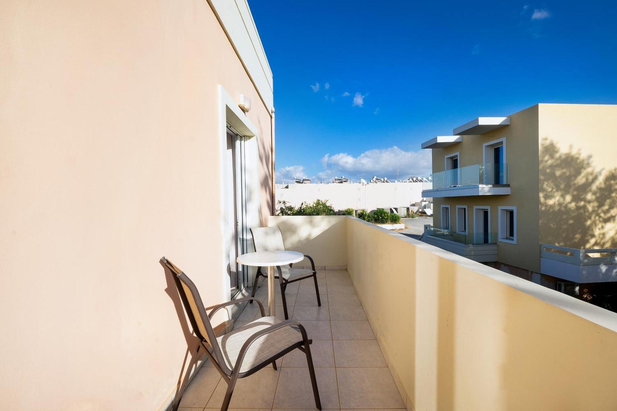 Aparthotel Georgina Agia Marina Exterior foto